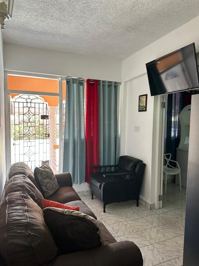Remarkable 1-Bed Apartment In Montego Bay Ngoại thất bức ảnh